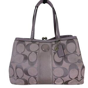 Coach Signature C KISS LOCK Shoulder Bag Lavender Purple F19190